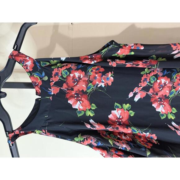 Betsey Johnson 12 Sleeveless Black Dress with Red Floral Print - Picture 4 of 9